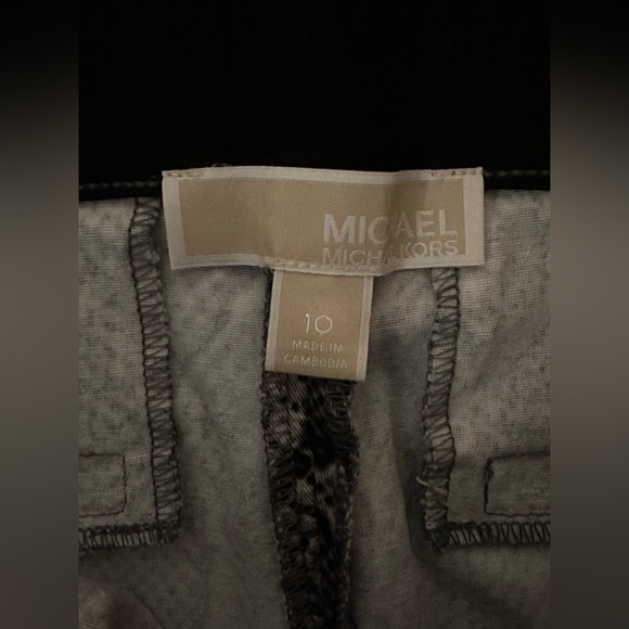 Michael Kors Pull On Snakeskin Python Print Cropped Ankle Pants Size 10 - Picture 4 of 5